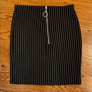 Pretty Little Thing pencil skirt